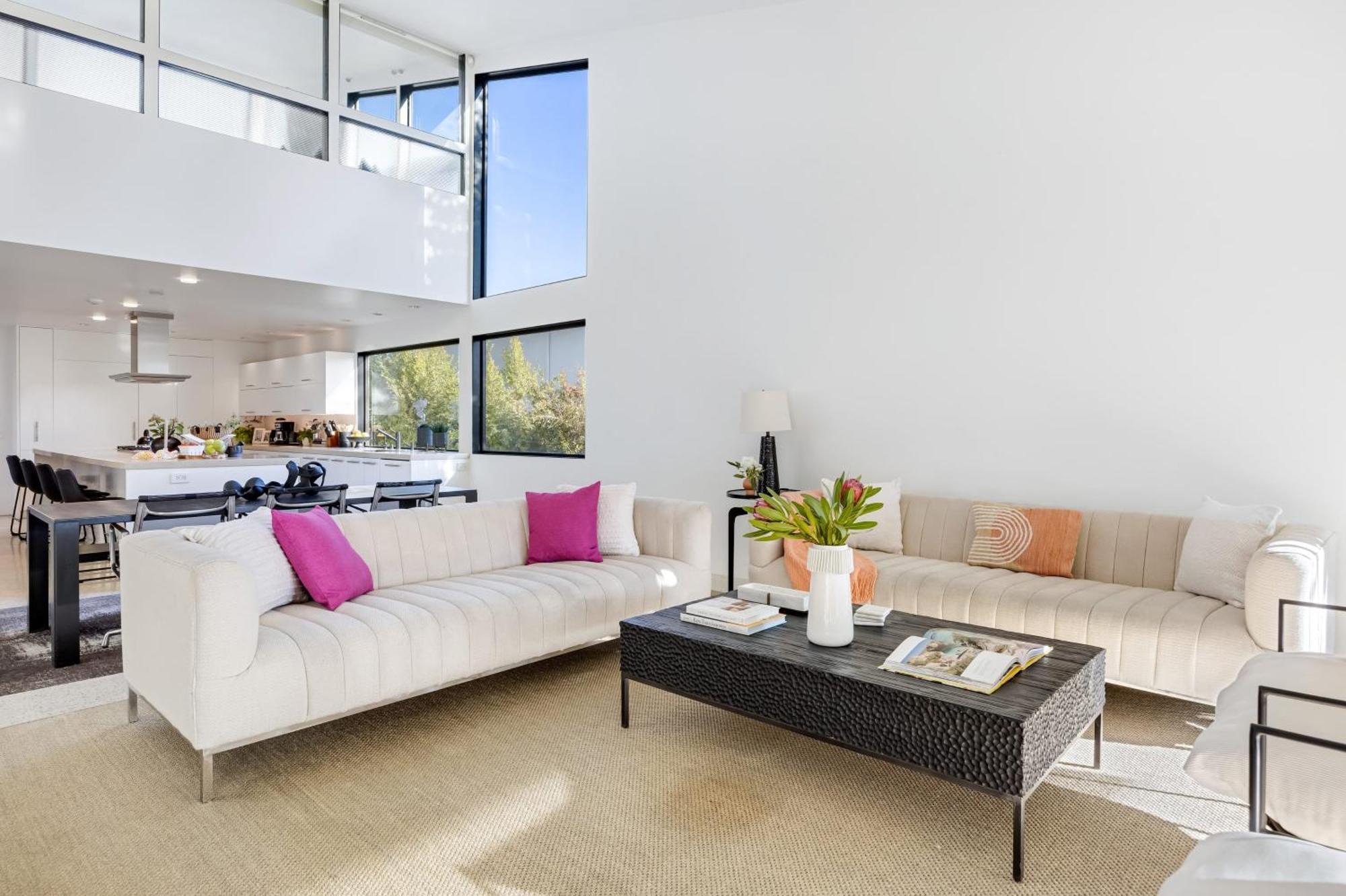 Сasa de vacaciones Kings Road West Hollywood Luxury Pool Views Firepit Modern Design *